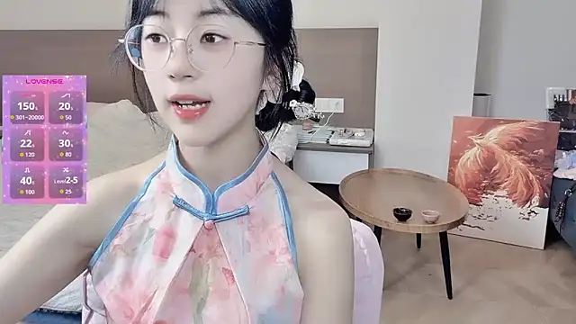 nini a online show from February 27, 11:21 am