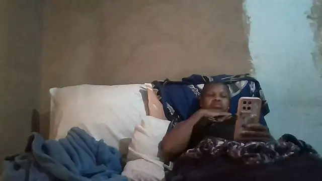 Snapshot of Nicky52 chatting on September 24, 4:27 am Nicky52 online show from September 24, 4:27 am