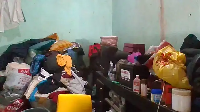 Snapshot of Nicky52 chatting on October 4, 5:55 pm Nicky52 online show from October 4, 5:55 pm