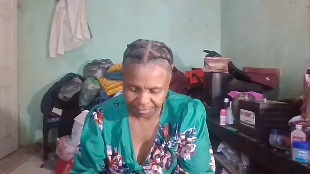 Snapshot of Nicky52 chatting on October 7, 3:42 pm Nicky52 online show from October 7, 3:42 pm