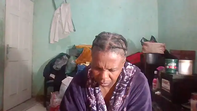 Snapshot of Nicky52 chatting on October 10, 4:11 am Nicky52 online show from October 10, 4:11 am