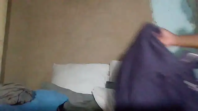 Snapshot of Nicky52 chatting on October 10, 4:17 pm Nicky52 online show from October 10, 4:17 pm