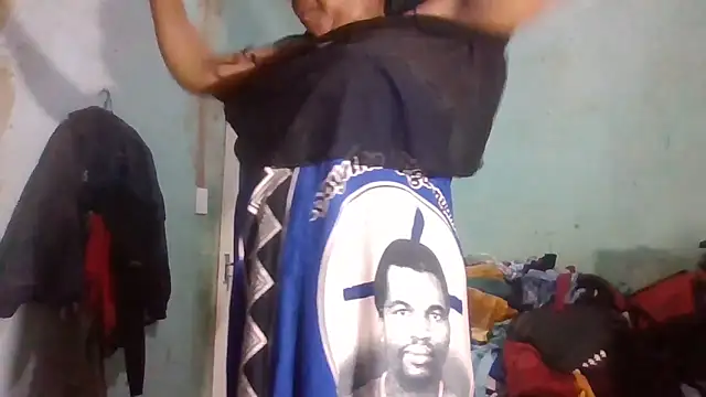 Snapshot of Nicky52 chatting on October 11, 4:38 pm Nicky52 online show from October 11, 4:38 pm