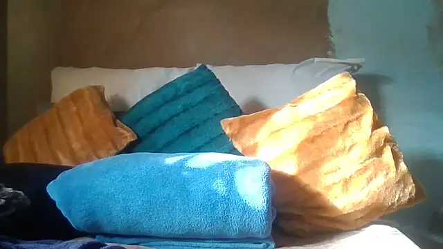 Snapshot of Nicky52 chatting on October 13, 5:29 am Nicky52 online show from October 13, 5:29 am