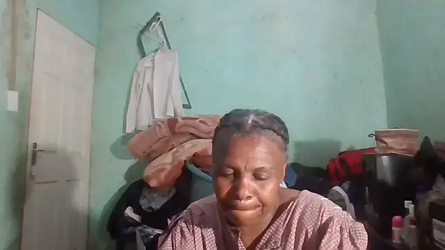 Snapshot of Nicky52 chatting on October 13, 7:14 pm Nicky52 online show from October 13, 7:14 pm