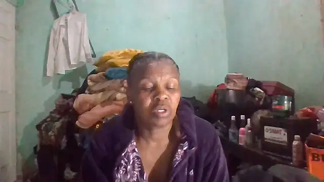 Snapshot of Nicky52 chatting on October 19, 4:40 pm Nicky52 online show from October 19, 4:40 pm