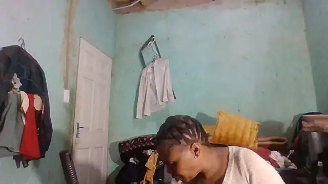 Snapshot of Nicky52 chatting on October 21, 5:02 pm Nicky52 online show from October 21, 5:02 pm