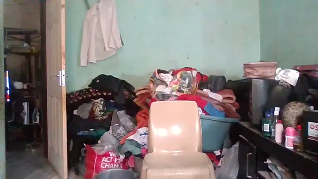 Snapshot of Nicky52 chatting on November 3, 6:47 am Nicky52 online show from November 3, 6:47 am