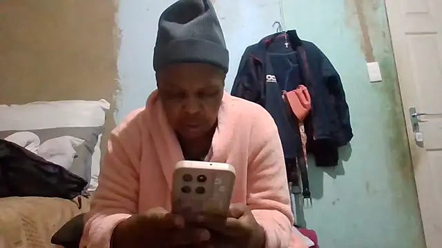 Snapshot of Nicky52 chatting on May 19, 3:57 am Nicky52 online show from May 19, 3:57 am