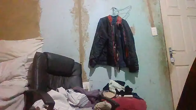 Snapshot of Nicky52 chatting on July 21, 5:32 am Nicky52 online show from July 21, 5:32 am