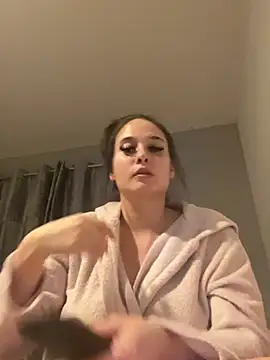 LollyLove  online show from February 19, 9:11 pm