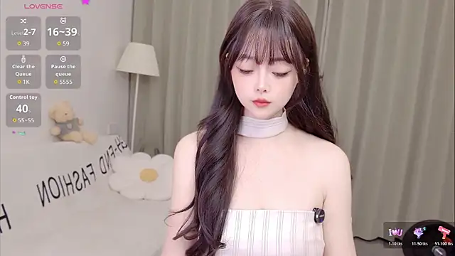 uikyy1 online show from July 18, 11:47 am