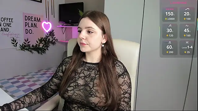 Snapshot of LiaWoow chatting on October 11, 9:08 am LiaWoow online show from October 11, 9:08 am