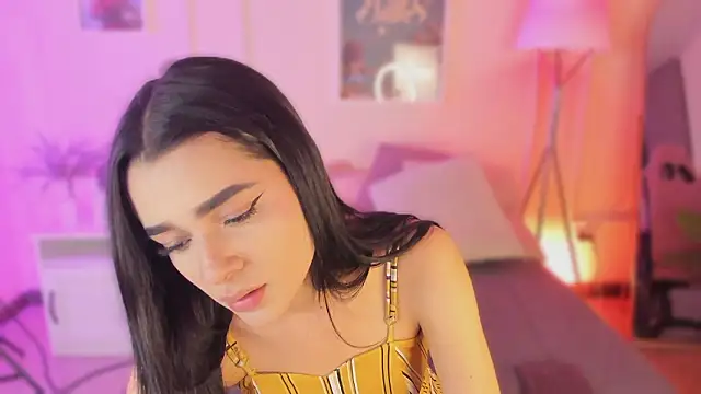 Snapshot of emma_soul1 chatting on March 4, 7:09 pm emma soul1 online show from March 4, 7:09 pm