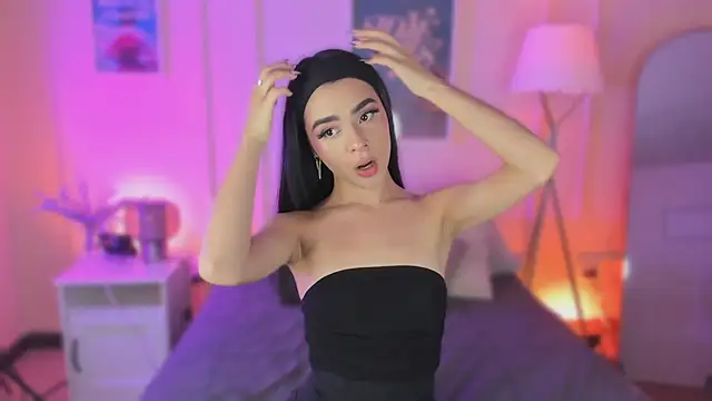 Snapshot of emma_soul1 chatting on March 18, 4:54 pm emma soul1 online show from March 18, 4:54 pm