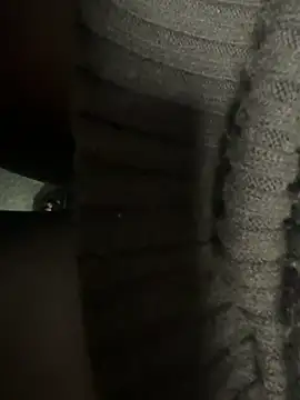 Snapshot of HiddenHoneyLDN chatting on November 11, 12:38 pm HiddenHoneyLDN online show from November 11, 12:38 pm