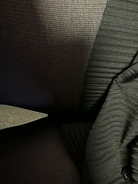 HiddenHoneyLDN online show from February 12, 11:38 am