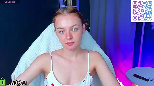  little Cat   online show from September 11, 2:55 am