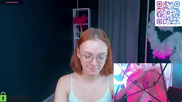  little Cat   online show from September 12, 10:32 pm