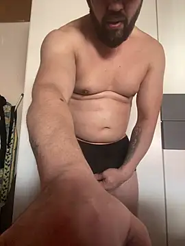 Snapshot of andrey1887 chatting on March 12, 10:21 am andrey1887 online show from March 12, 10:21 am