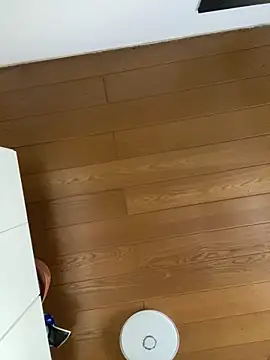 Snapshot of andrey1887 chatting on March 18, 8:39 am andrey1887 online show from March 18, 8:39 am