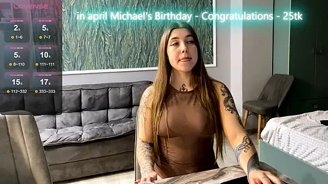 Snapshot of VelvetMiley chatting on April 18, 3:16 pm VelvetMiley online show from April 18, 3:16 pm