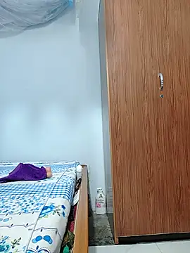 Rosalind xxx online show from November 12, 10:52 pm