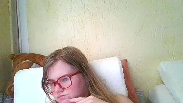 Moonolighta online show from September 9, 11:54 am