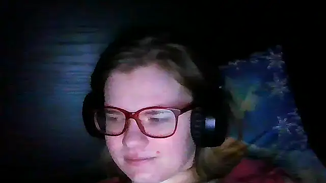 Moonolighta online show from November 7, 3:56 pm