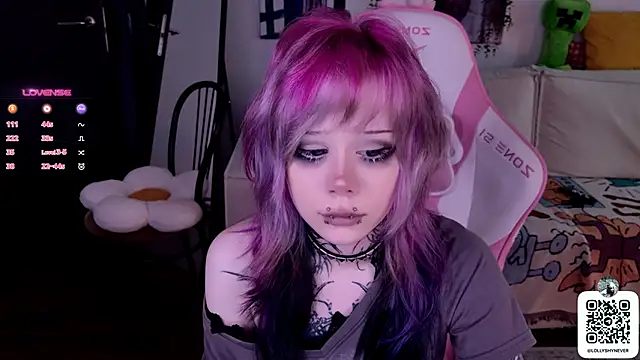 Snapshot of Lollyshy chatting on September 21, 12:07 pm Lollyshy online show from September 21, 12:07 pm