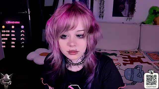 Snapshot of Lollyshy chatting on October 19, 10:49 am Lollyshy online show from October 19, 10:49 am