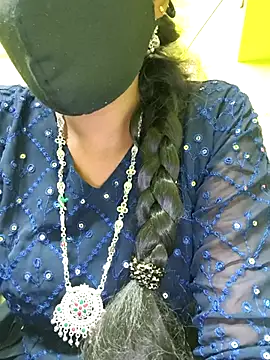 Honey rosetamil online show from March 22, 6:00 pm