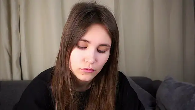 EthalFlowers online show from November 15, 1:14 am