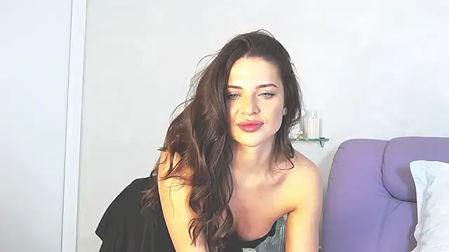 Snapshot of AngelicaDillon chatting on February 2, 5:06 am AngelicaDillon online show from February 2, 5:06 am