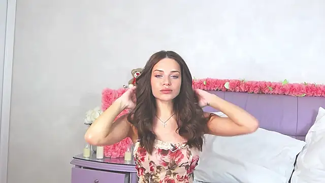Snapshot of AngelicaDillon chatting on April 2, 6:11 am AngelicaDillon online show from April 2, 6:11 am