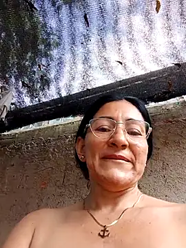 Snapshot of maturexxxnaughty chatting on April 18, 7:58 pm maturexxxnaughty online show from April 18, 7:58 pm