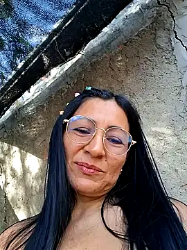 Snapshot of maturexxxnaughty chatting on June 13, 12:25 pm maturexxxnaughty online show from June 13, 12:25 pm