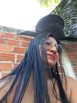maturexxxnaughty online show from July 30, 11:20 am