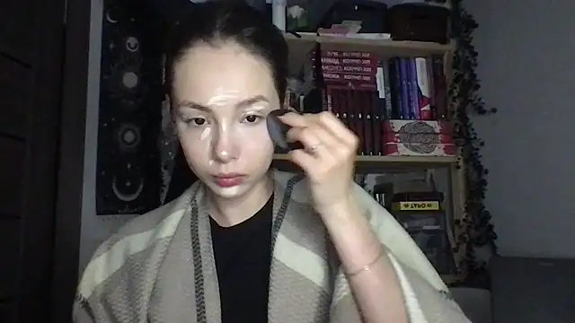 Yuna5343 online show from May 8, 8:03 pm