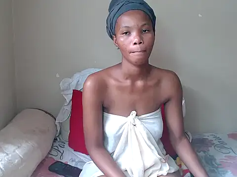  SweetLips  online show from October 7, 10:01 am