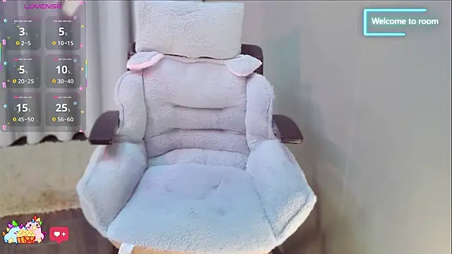 Snapshot of LINLIN-2025 chatting on October 19, 3:01 pm LINLIN-2025 online show from October 19, 3:01 pm