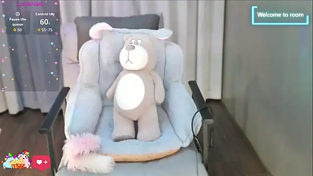 Snapshot of LINLIN-2025 chatting on October 28, 2:09 pm LINLIN-2025 online show from October 28, 2:09 pm