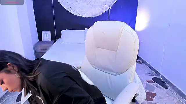 ShaniaDaniels online show from September 24, 9:29 pm