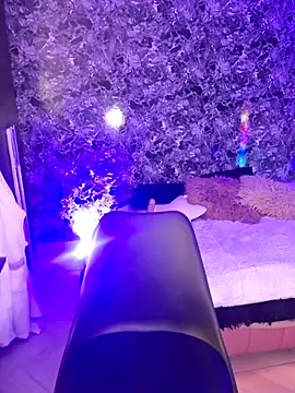 Bigass curvy online show from September 22, 10:23 pm