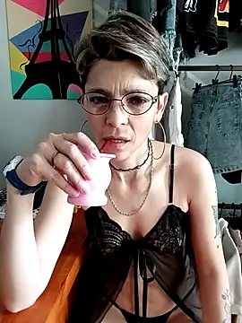 Snapshot of Lulypsicologasexual chatting on October 25, 3:29 pm Lulypsicologasexual online show from October 25, 3:29 pm