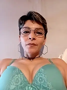 Lulypsicologasexual online show from February 28, 4:13 am