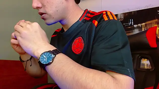 alexgiraldo   online show from June 18, 1:48 pm