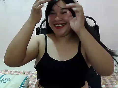 Kiarra 69 online show from May 3, 12:33 pm