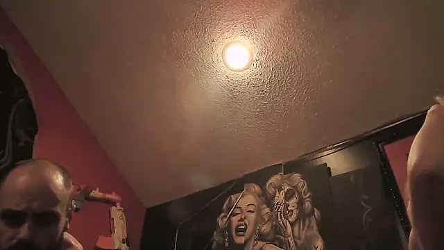 Snapshot of Splash_Queen420 chatting on February 8, 2:59 am Splash Queen420 online show from February 8, 2:59 am