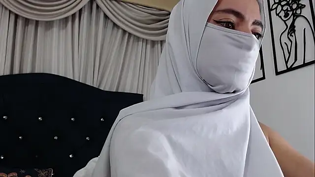 jade nassar online show from September 14, 11:37 pm